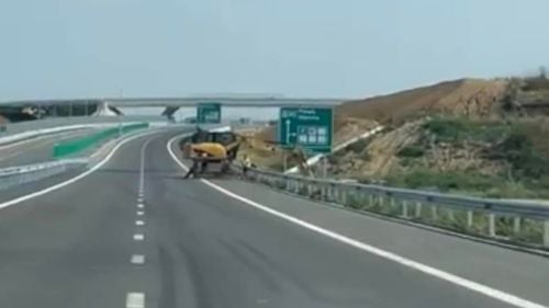 Ultima noapte în care se închide traficul pe A2, înainte de darea în circulație a noului nod rutier al Autostrăzii Bucureștiului / Traficul rutier va fi deviat de pe A2 pe DN3 București - Brănești - Fundulea pentru sensul București - Constanța, respectiv A2 - Cernica - Centura București pentru sensul Constanța - București