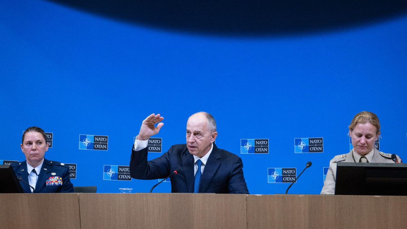 Noul incident cu dronă prăbuşită în România, adus în atenţia NATO la reuniunea miniştrilor apărării de la Bruxelles