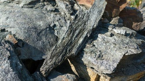 Cum ar fi să avem o fabrică de obținere a grafenului, ”materialul minune”, în România? UE ne dă 200 de milioane de euro