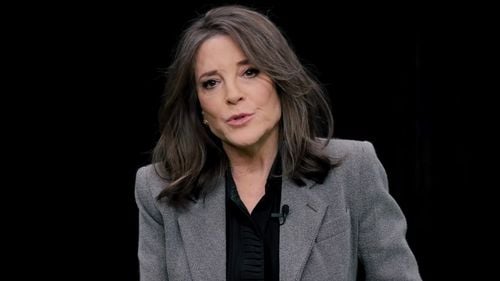 VIDEO Fosta candidată democrată Marianne Williamson din nou în cursa pentru Casa Albă