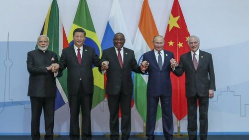 Africa de Sud anunță că cinci țări se alătură BRICS, blocul economic creat de China și Rusia împotriva Occidentului / Argentina a refuzat invitația