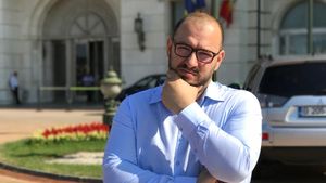 Silviu Dehelean (USR): Prin noile legi ale Justiției, doi magistrați au fost trimiși în judecată și s-au clasat 4.748 de dosare / ”Procurorii și judecătorii pot primi mită, pot fi aliați cu infractorii, un singur lucru nu au voie să facă: să-și facă datoria”