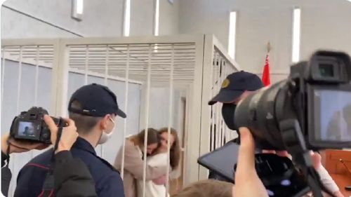 Cele două jurnaliste din Belarus, corespondente ale unui post TV din Polonia, au fost condamnate la doi ani de ani de închisoare pentru că au filmat protestele împotriva lui Lukașenko