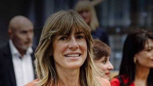 Justiţia spaniolă refuză să claseze ancheta pentru corupţie ce o vizează pe soţia premierului Pedro Sanchez / S-ar fi întâlnit cu proprietarul companiei Air Europa când negocia cu guvernul un ajutor public în plină pandemie