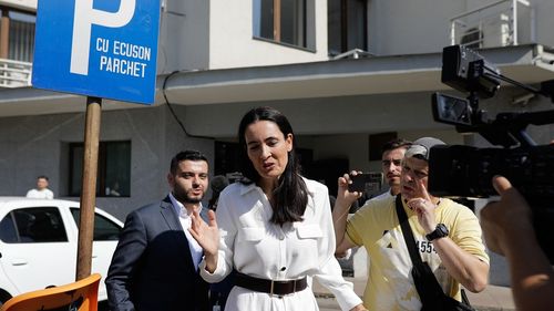 AUR va decide majoritea în Consiliul Local din Sectorul 1 / Va colabora Clotilde Armand cu partidul extremist?