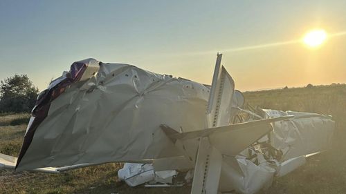 Un avion de mici dimensiuni cu două persoane la bord s-a prăbuşit  în zona Gura Portiţei / Victimele nu au putut fi salvate