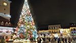 Cum s-a extins și ce nouăți aduce Târgul de Crăciun de la Brașov / Căsuțele amenajate în centrul orașului se deschid în 28 noiembrie, iar iluminatul festiv se aprinde în 30 noiembrie pentru a marca oficial debutul sărbătorilor de iarnă