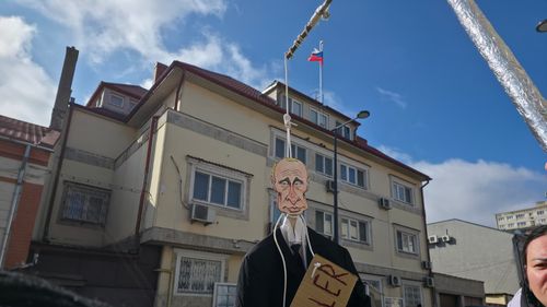GALERIE FOTO Refugiații din Ucraina protestează la Constanța împotriva războiului