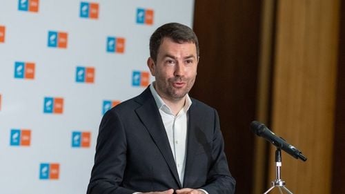 Cătălin Drulă îi răspunde lui Irineu Darău: Există şi acest instrument la îndemâna politicianului, al băgării în seamă/ Noi avem forurile noastre, e uşor să aduci lucrurile într-o zonă de prăpastie/ Despre plecările din partid: Nu avem un exod