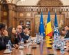 Președintele Nicușor Dan a participat la dezbaterea ”Identitate națională, identitate europeană și provocarea populismului” la Palatul Cotroceni alături de consilieri prezidențiali, profesori universitari, Teodor Baconschi, Adrian Papahagi, Sever Voinescu, Remus Ștefureac