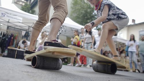 ”Bărbaţi pe Mătăsari” - în weekend, în Capitală / Teatru, expoziții, prezentări de modă