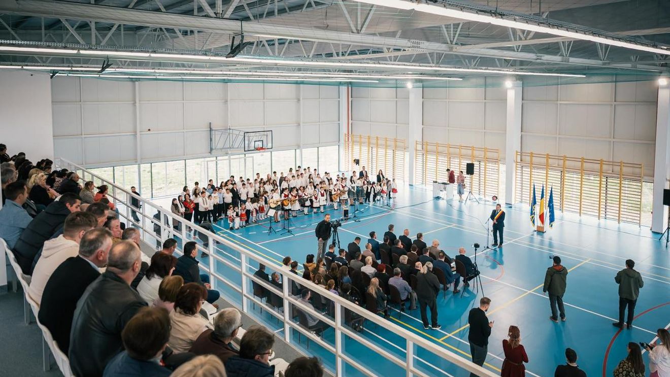 Cseke Attila: În portofoliul ministerului Dezvoltării sunt investiţii pe infrastructura sportivă de peste 7,6 miliarde de lei
