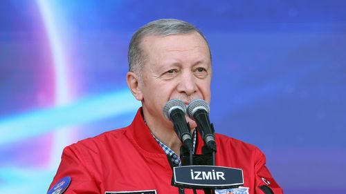 Câte avioane are președinția Turciei? – întreabă presa. "Doar numărul necesar de vehicule" răspunde președinția ... după 17 luni