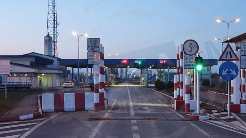 Vama Halmeu (Satu Mare) -Diakovo, blocată din cauza unor defecţiuni la baza de date ucraineană / Pe partea română nu sunt maşini în aşteptare