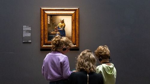 Tablourile originale din muzee stimulează creierul mult mai mult decât reproducerile, potrivit unui studiu