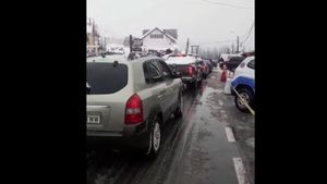 Stațiunea Rânca a rămas fără apă / Cabanierii sunt nevoiți să aducă apă din alte localități / Problema persistă de mai mulți ani