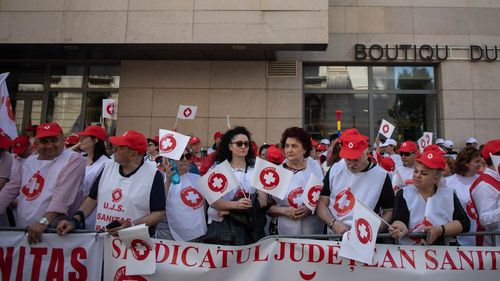 SURSE: Ciolacu și Rafila merg la guvern la întâlnirea premierului Ciucă cu sindicaliștii din sănătate