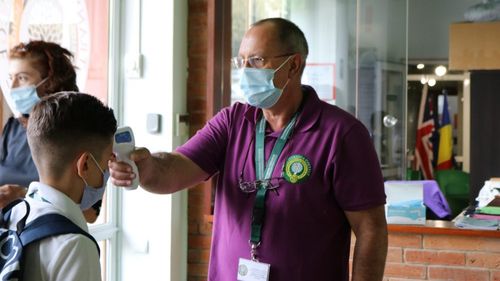 Cum deschide o școală privată din Cluj cursurile: ghidul pus la dispoziția tuturor școlilor din țară