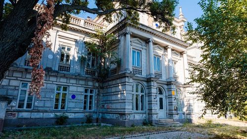 Nicuşor Dan: Am semnat autorizaţia pentru restaurarea Palatului Ştirbei