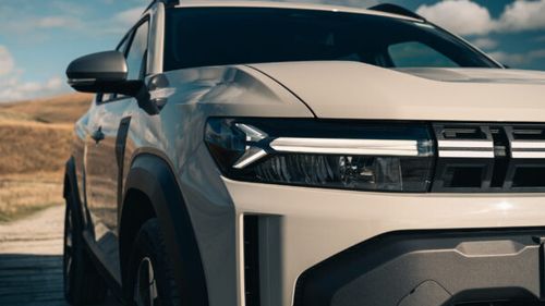 Aprilie a adus scăderi pe bandă rulantă în piața auto, dar un segment a produs o surpriză uriașă