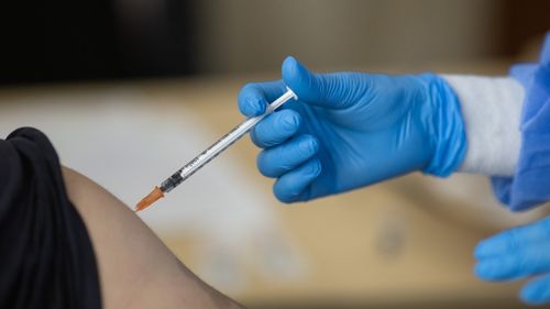 Experţii americani recomandă vaccinurile Moderna şi Pfizer pentru copiii cu vârste de peste şase luni / "Ştiu că numeroşi părinţi care ne ascultă sunt foarte uşuraţi astăzi"