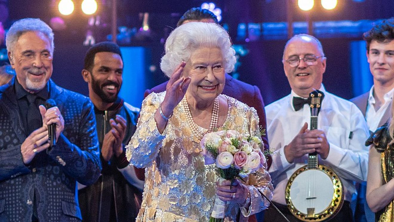 Regina Elisabeta a promulgat legea care interzice Brexitul fără acord pe 31 octombrie