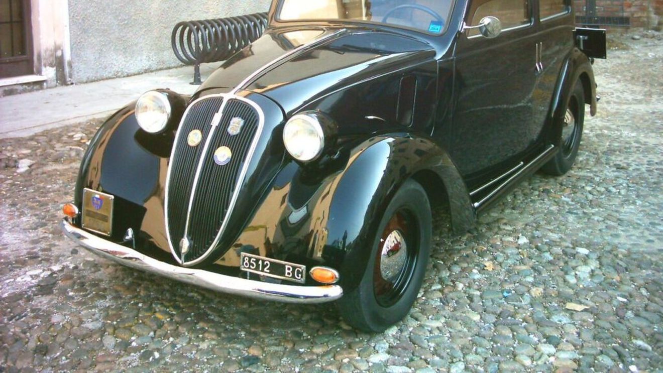 O mașină de 87 de ani este cel mai vechi autoturism înmatriculat în România, în luna septembrie / Fiat 508C Balilla a fost produs în 57.000 de unități