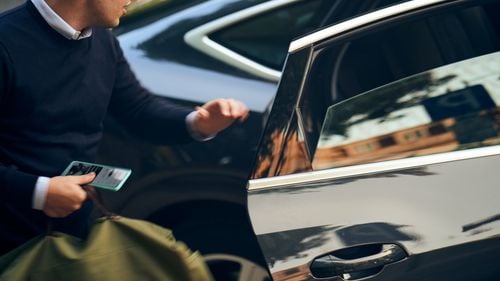 Călătoria de 9 ani a Uber în remodelarea mobilității urbane din România continuă.  Compania își extinde produsele