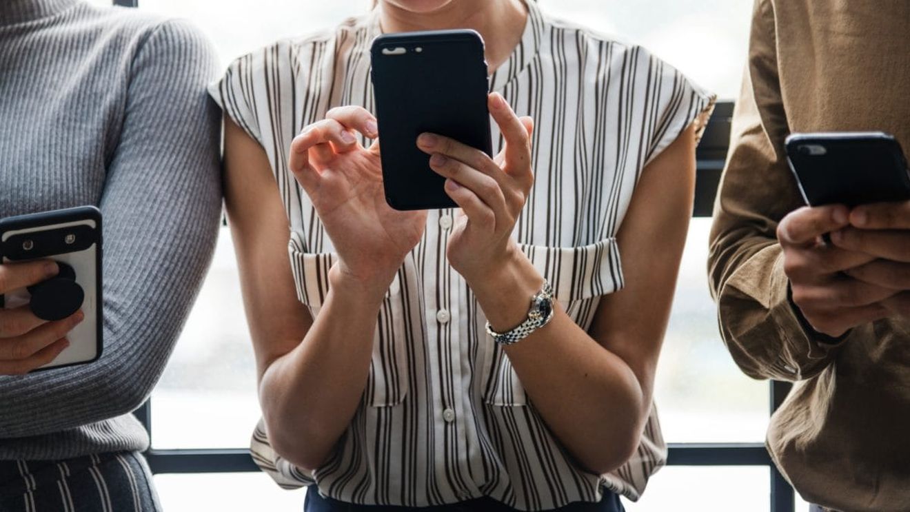 Infecţia de tract urinar, diagnosticată în 25 de minute printr-un test realizat cu ajutorul camerei unui smartphone