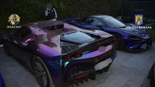 FOTO Mașinile de lux ale fraților Tate găsite la percheziții. Procurorii au instituit sechestru asigurător