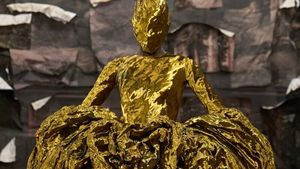 Haute Couture Paris 2025: Cum Balenciaga și Margiela rescriu destinul modei