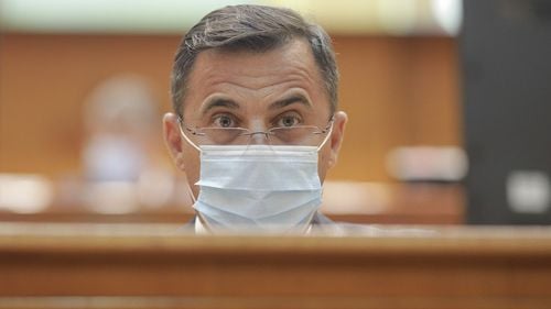 Saltul spectaculos al unei rude a ministrului dezvoltării din funcția de simplu inspector vamal la Vrancea în cea de director adjunct al direcției regionale de finanțe Galați / Ce legătură are cu afacerile ministrului Ion Ștefan