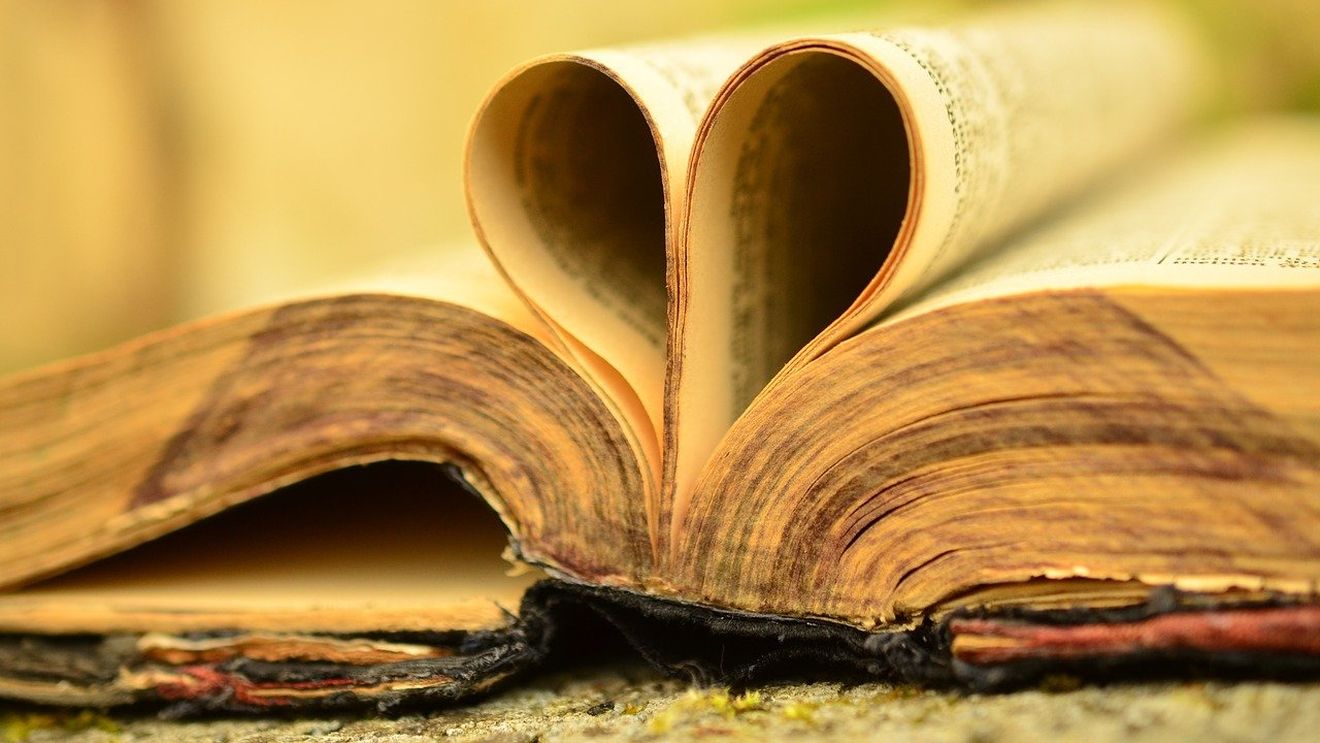 Lista autorilor recomandați la clasa a IX-a de Ministerul Educației, prin noua programă de limba română 2026: Cronicarul Miron Costin cu Letopisețul de la Aron Vodă, „Predoslovie adecă voroava cătră cititoriul” sau Costache Negruzzi