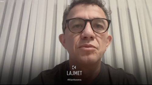 VIDEO Licența celei mai mari televiziuni private din Kosovo, suspendată de Guvern / Jurnaliștii postului acuză partidul de guvernământ că sabotează presa liberă