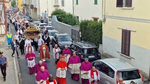 Transfer de moaște între italieni și români / Părți din Sfântul Piu Martirul ajung la o biserică ortodoxă din Prato / ”Va fi un moment de fraternitate absolut inedit”