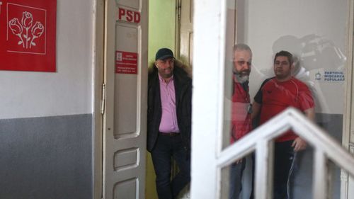 Aspirator de traseiști și cercetați penal. Partidul fondat de Dan Voiculescu prezintă ultima achiziție: Dorel Căprar, inculpat în dosarul mitei de la Direcția de Drumuri Timișoara