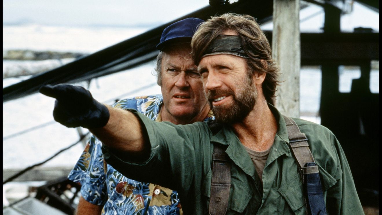 Cum au apărut „Chuck Norris facts”, glumele virale despre actor care au făcut istorie pe internet