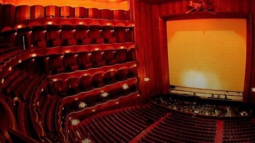 Metropolitan Opera va transmite online, gratuit, spectacole din ultimii 14 ani/ „Carmen”, de Bizet, „La Bohème”, de Puccini, şi „La Traviata”, de Verdi, se numără între spectacolele transmise începând de luni