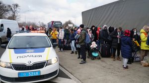 Peste 5.400 de cetăţeni ucraineni au trecut ilegal frontiera în România, în primele şapte luni ale anului / În trei cazuri, cetăţeni ucraineni care obţinuseră protecţie temporară în România au devenit apoi călăuze pentru alţi conaţionali, fiind arestaţi