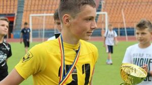 VIDEO Povestea băiatului din Deltă care face naveta zilnic pentru a juca fotbal la Tulcea/ Despre ambiție, pasiune și sacrificiu cu Rareș Cernamoriț, un junior care a ajuns în vizorul cluburilor mari