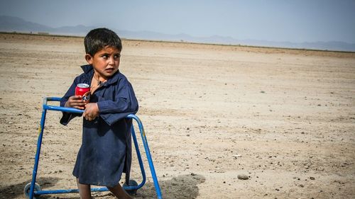 Afganistan primește ajutor de 280 de milioane de dolari de la Banca Mondială / Vor fi vaccinate un milion de persoane și se oferă asistență sanitară și alimentară