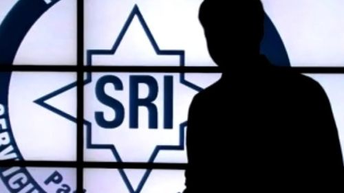 Ciolacu recunoaște că era înscris la doctorat la SRI și că a fost exmatriculat când Hellvig mai conducea instituția, pentru motivul că „nu a mai continuat”