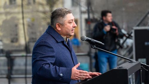 Alin Tişe (PNL), preşedintele CJ Cluj: M-am săturat să fiu, simultan, şi victimă şi călău. Ca politician, asist la creşterea impozitelor. Ca antreprenor, îmi creşte un nod în gât. De aceea, declar solemn: e momentul istoric să ies în stradă împotriva mea!