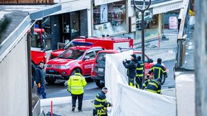 Memorialul dedicat victimelor incendiului din Crans Montana a fost acaparat de flăcări