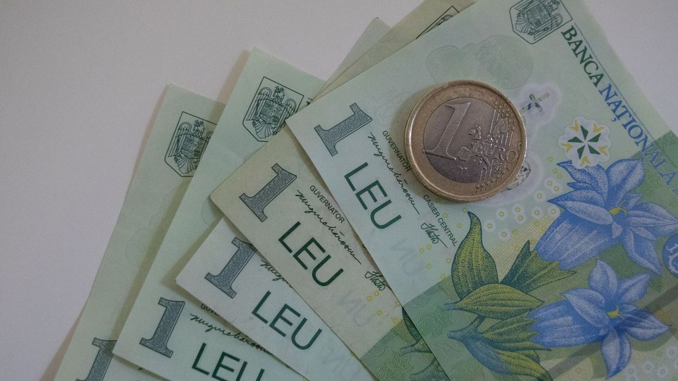Scandalul plăților cash: Ciolacu se întâlnește cu bancherii la guvern