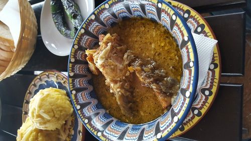 La Corabia, în județul Olt, va fi preparată cea mai mare saramură oltenească de peşte pentru promovarea turistică a orașului/ Primii 500 de participanți primesc gratuit o porție