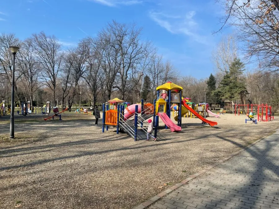 Loc de joacă, Parcul Herăstrău (regele Mihai I)