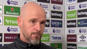 Manchester United l-a dat afară pe antrenorul Erik Ten Hag