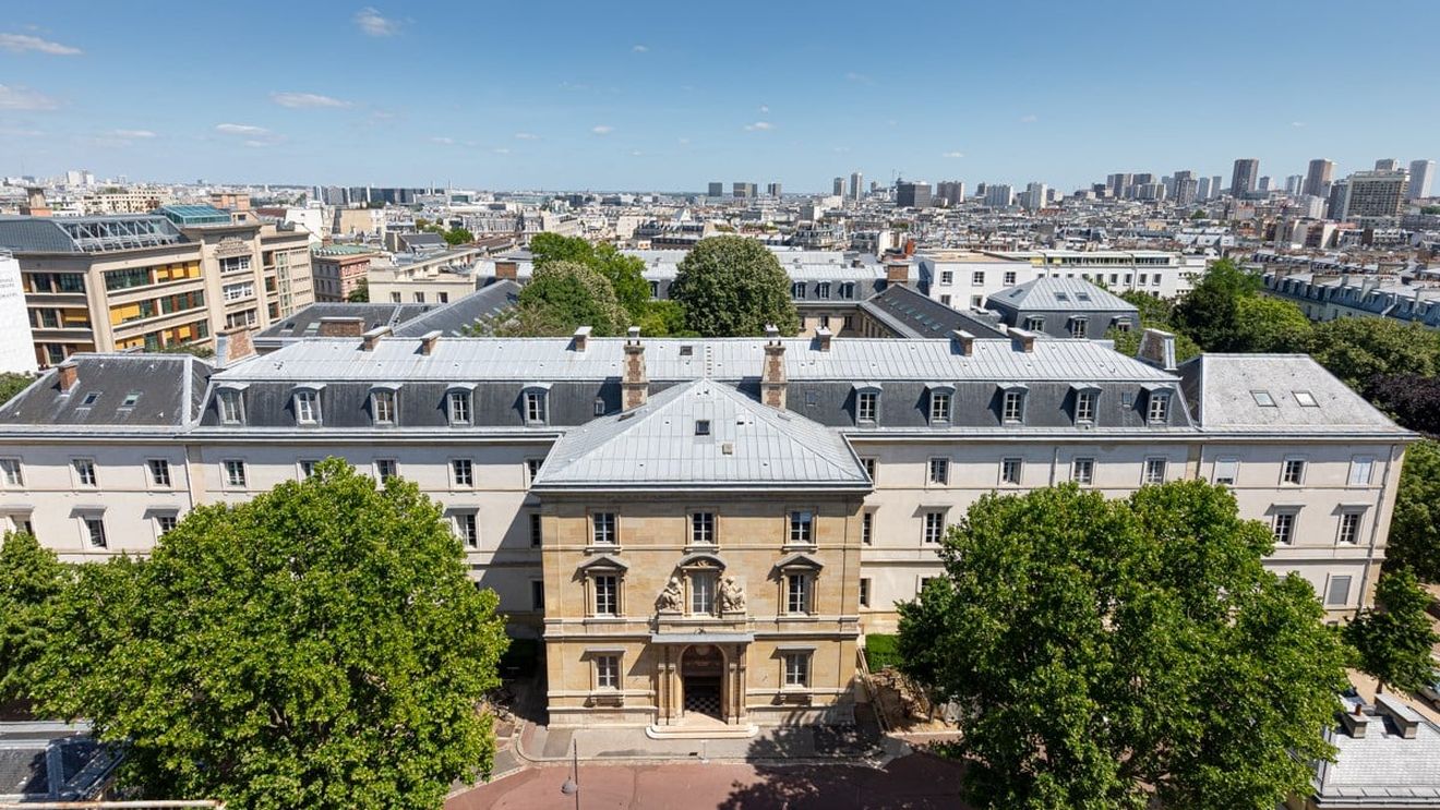 École Normale Supérieure din Paris îl felicită pe absolventul său Nicușor Dan după ce a fost ales președintele României: Reflectă la cel mai înalt nivel toate valorile noastre